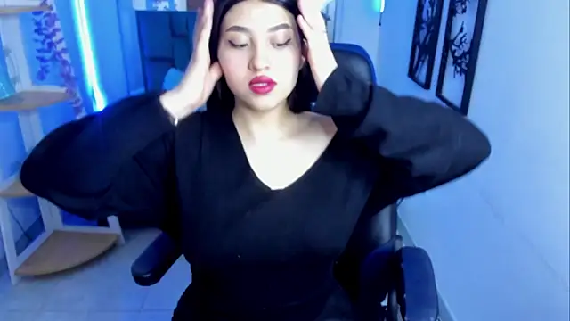 Snapshot of bloom_winxx chatting on 18, 2, 2026 bloom winxx online show from 18, 2, 2026