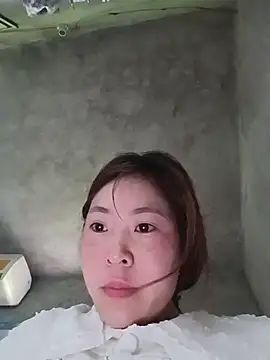 Yiyoongg online show from 29, 6, 2026