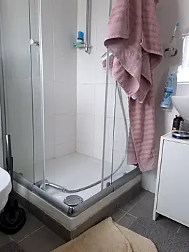 Snapshot of ondlaniej chatting on 14, 3, 2026 ondlaniej online show from 14, 3, 2026