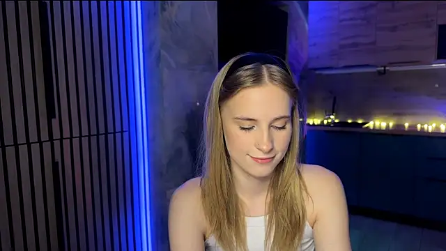 Snapshot of amily_sunray chatting on 11, 5, 2026 amily sunray online show from 11, 5, 2026