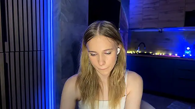 Snapshot of amily_sunray chatting on 19, 5, 2026 amily sunray online show from 19, 5, 2026
