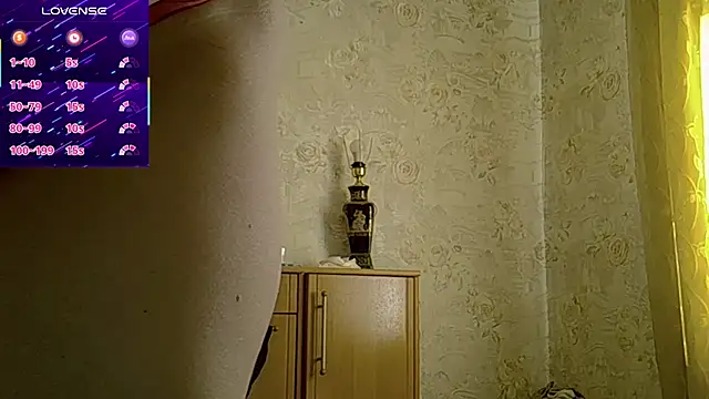 CurvyWild Lady30 online show from 16, 4, 2026