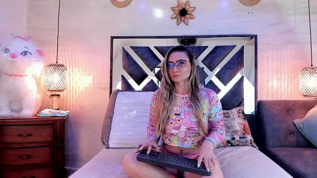 Snapshot of annie_vega17_ chatting on 19, 4, 2026 annie vega17 online show from 19, 4, 2026