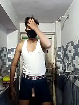 Snapshot of hotyboy_89 chatting on 4, 7, 2026 hotyboy 89 online show from 4, 7, 2026