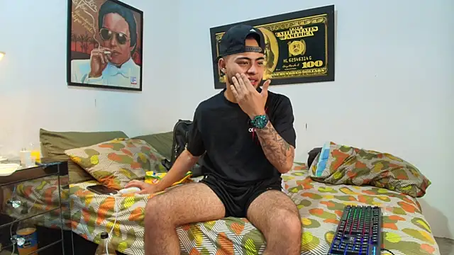 Xanderstone00 online show from 8, 4, 2026