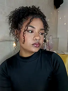 BrianaSweetxxx online show from 17, 4, 2026