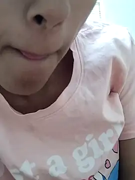 Snapshot of marry1157 chatting on 15, 3, 2026 marry1157 online show from 15, 3, 2026