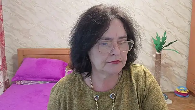 Snapshot of xMaryxAnne chatting on 24, 5, 2026 xMaryxAnne online show from 24, 5, 2026