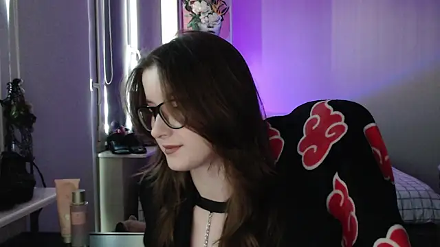 Snapshot of LunaXcherry chatting on 22, 4, 2026 LunaXcherry online show from 22, 4, 2026