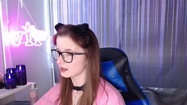 Snapshot of LunaXcherry chatting on 30, 6, 2026 LunaXcherry online show from 30, 6, 2026