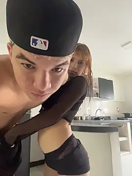 VelvetPassion online show from 16, 4, 2026