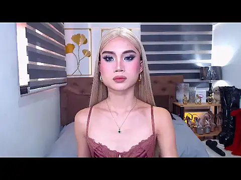 Snapshot of JuicyCockThea chatting on 15, 6, 2026 JuicyCockThea online show from 15, 6, 2026