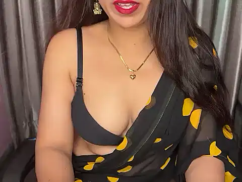 Snapshot of Radhika_4_you chatting on 22, 5, 2026 Radhika 4 you online show from 22, 5, 2026