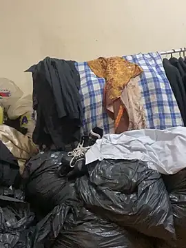 Snapshot of Femboysissy1919 chatting on 6, 4, 2026 Femboysissy1919 online show from 6, 4, 2026