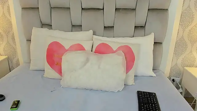 Snapshot of keiira_foxxx chatting on 26, 2, 2026 keiira foxxx online show from 26, 2, 2026