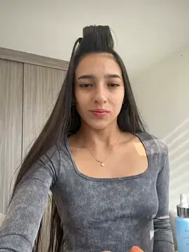 Snapshot of DannyCr_1 chatting on 11, 2, 2026 DannyCr 1 online show from 11, 2, 2026