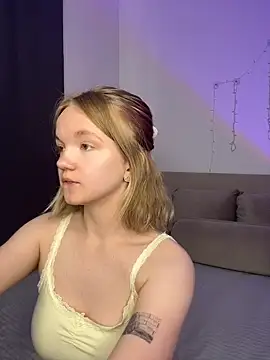 StellaBunny online show from 28, 5, 2026