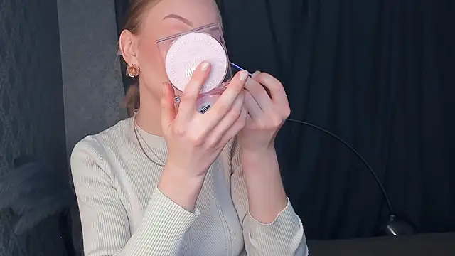 CarmenLipkin online show from 22, 2, 2026