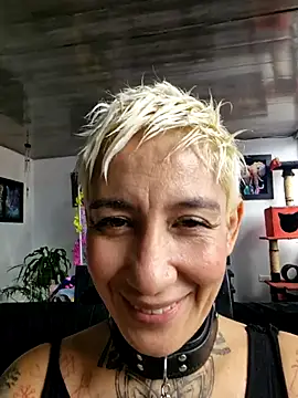 Snapshot of Everlyn_sexx chatting on 10, 7, 2026 Everlyn sexx online show from 10, 7, 2026