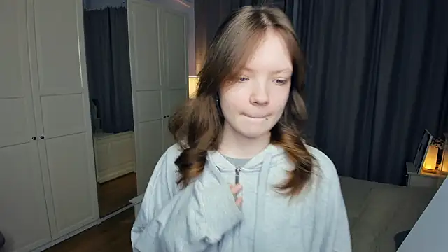 LavenderMitten online show from 5, 3, 2026