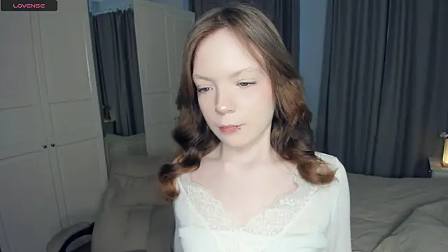 LavenderMitten online show from 18, 4, 2026