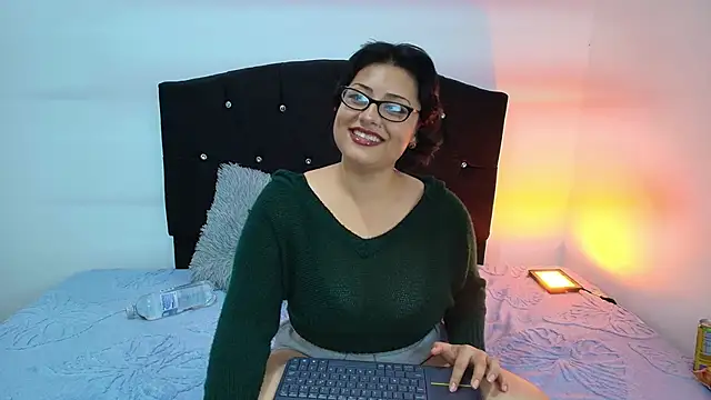 Snapshot of Angelic_17 chatting on 22, 2, 2026 Angelic 17 online show from 22, 2, 2026