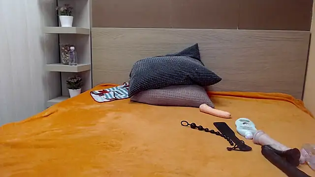 PinkyTwerkyX online show from 1, 2, 2025