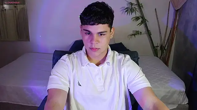 Snapshot of eithan_jonnes chatting on 19, 2, 2026 eithan jonnes online show from 19, 2, 2026