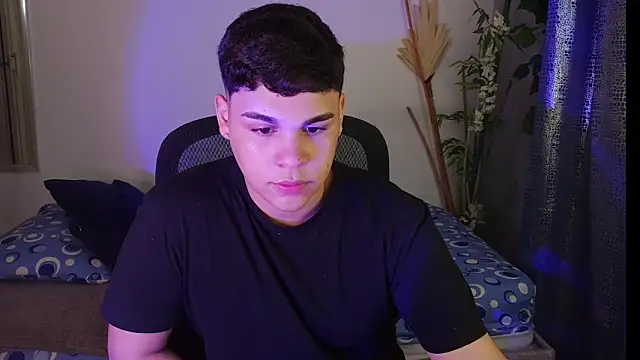 eithan jonnes online show from 8, 4, 2026