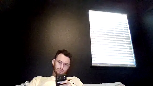Snapshot of Tallhungandcloudy chatting on 27, 6, 2026 Tallhungandcloudy online show from 27, 6, 2026