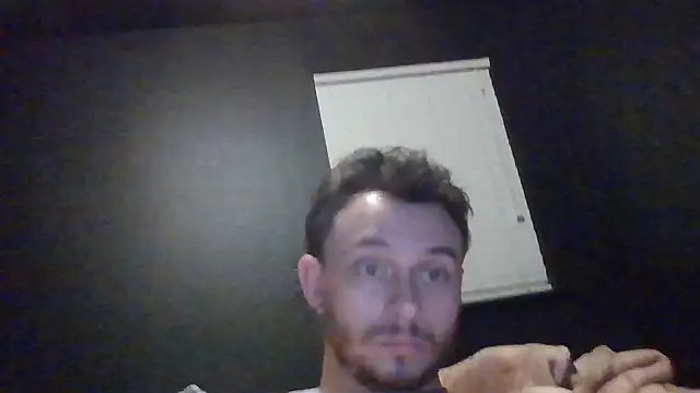 Snapshot of Tallhungandcloudy chatting on 30, 6, 2026 Tallhungandcloudy online show from 30, 6, 2026