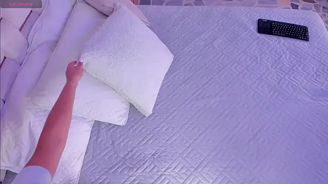 Bunny Blush1 online show from 30, 3, 2026