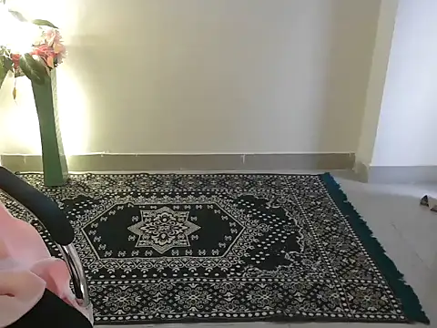  chitranshi online show from 15, 4, 2026