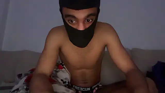 Snapshot of reubeu2pnm chatting on 13, 2, 2026 reubeu2pnm online show from 13, 2, 2026