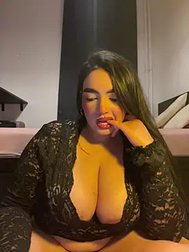 Snapshot of Mayaslow chatting on 30, 5, 2026 Mayaslow online show from 30, 5, 2026