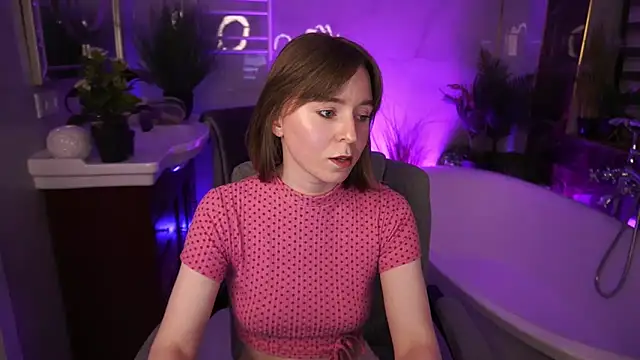 SofiaLuxuryy online show from 21, 4, 2026