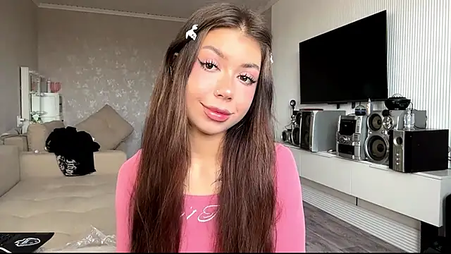 You Club Winx online show from 4, 4, 2026