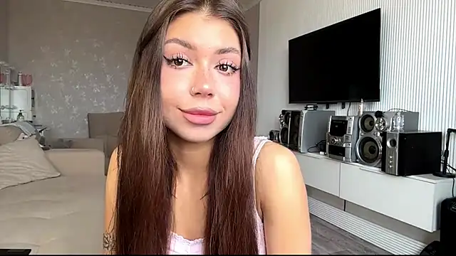 You Club Winx online show from 9, 4, 2026