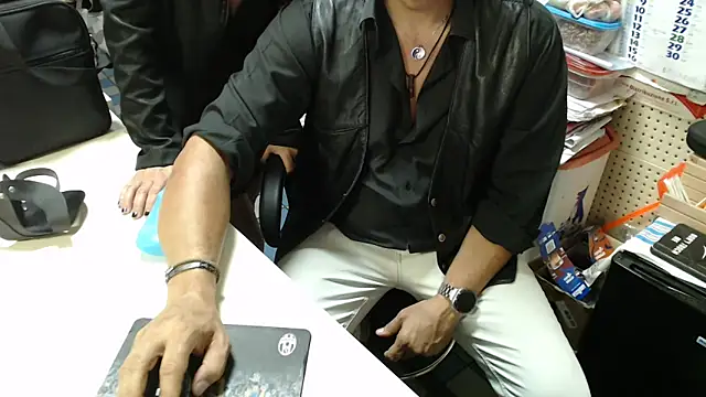 Snapshot of CpLauraMauro chatting on 13, 6, 2026 CpLauraMauro online show from 13, 6, 2026