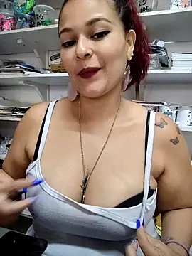 haffsa   online show from 16, 4, 2026