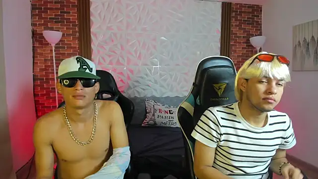 Snapshot of Top_and_bottom chatting on 12, 2, 2026 Top and bottom online show from 12, 2, 2026