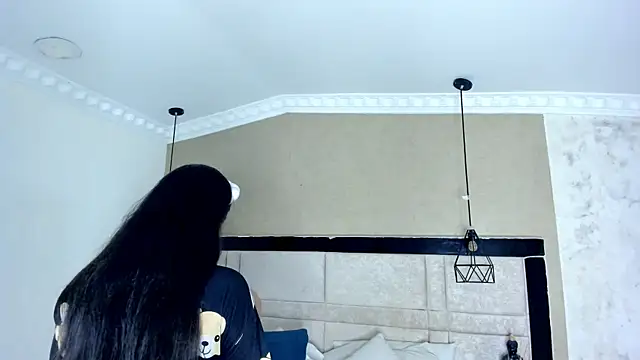 Snapshot of CloheBell chatting on 29, 3, 2026 CloheBell online show from 29, 3, 2026