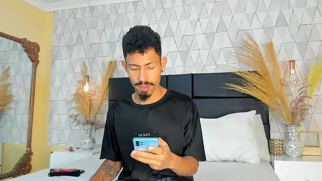 NoaahTylor online show from 23, 3, 2026