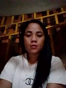 Snapshot of molly-xx chatting on 30, 4, 2026 molly-xx online show from 30, 4, 2026
