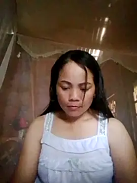 Snapshot of molly-xx chatting on 6, 5, 2026 molly-xx online show from 6, 5, 2026