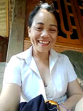 Snapshot of molly-xx chatting on 14, 5, 2026 molly-xx online show from 14, 5, 2026