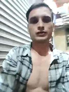 Snapshot of Beinghorny83 chatting on 12, 2, 2026 Beinghorny83 online show from 12, 2, 2026