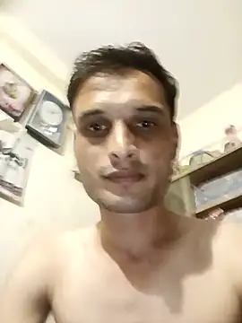 Snapshot of Beinghorny83 chatting on 14, 2, 2026 Beinghorny83 online show from 14, 2, 2026