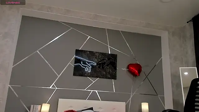 Snapshot of naomi_reiss chatting on 28, 2, 2026 naomi reiss online show from 28, 2, 2026