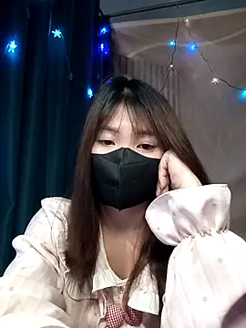 Snapshot of Girl-crazy1 chatting on 4, 4, 2026 Girl-crazy1 online show from 4, 4, 2026